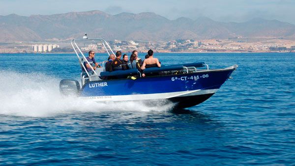 Barcos de buceo