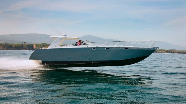 Interceptoras, lanchas rápidas